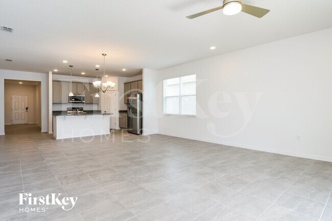 Photo - 1618 Isleta Lp