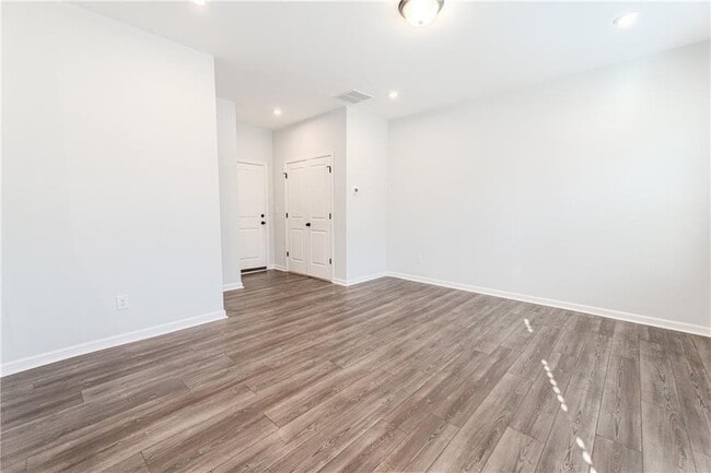 Photo - 1276 May Elm Ln