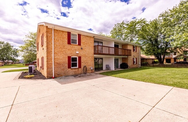 Photo - 8358-8364 Washington Village Dr Unidad 8364