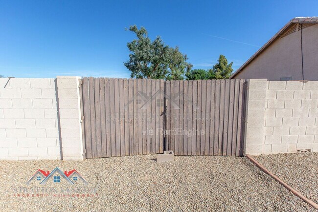Photo - 8760 E Winnston Cir