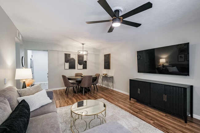 Photo - 2507 Montrose Blvd Unidad SI FL2-ID1521977P