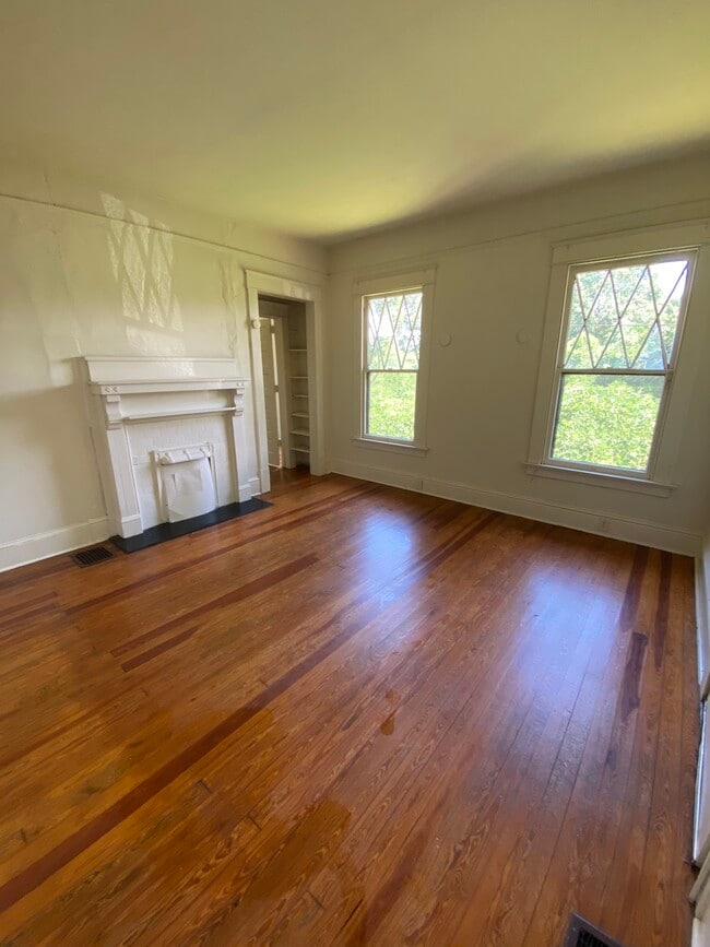 Building Photo - 148 Milledge Ter Unit #1