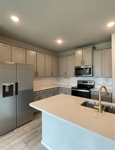 3226 Sioux Trl