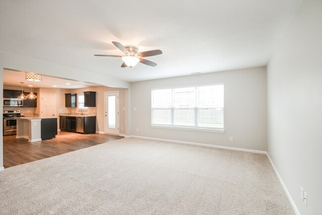 Photo - 816 Declaration Dr