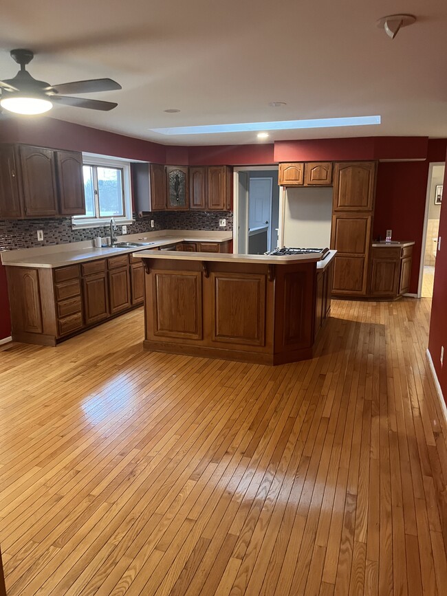 Photo - 45130 Geddes Rd