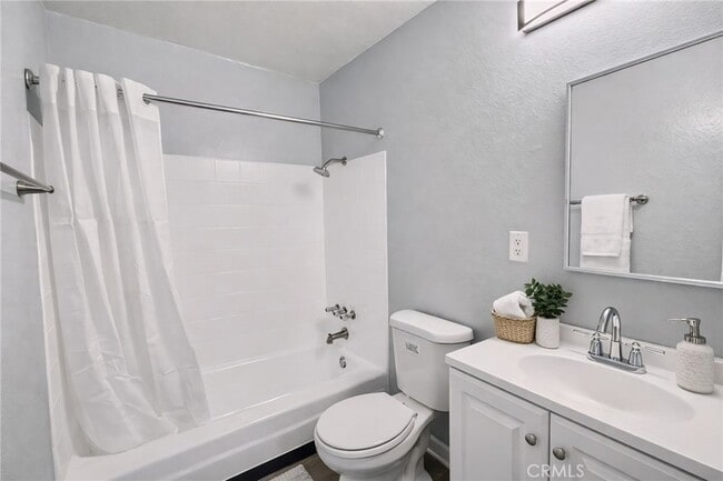 Photo - 815 N Rose Ave Unit 1