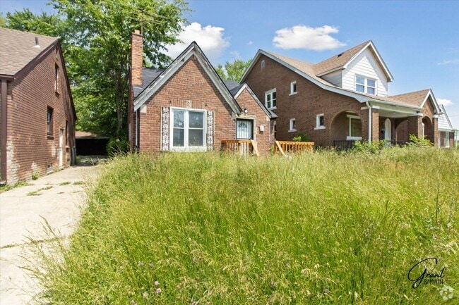 Building Photo - $1300 3 bedroom bungalow Rental
