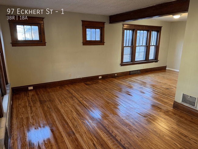 Photo - 97 Eckhert St Unit 1