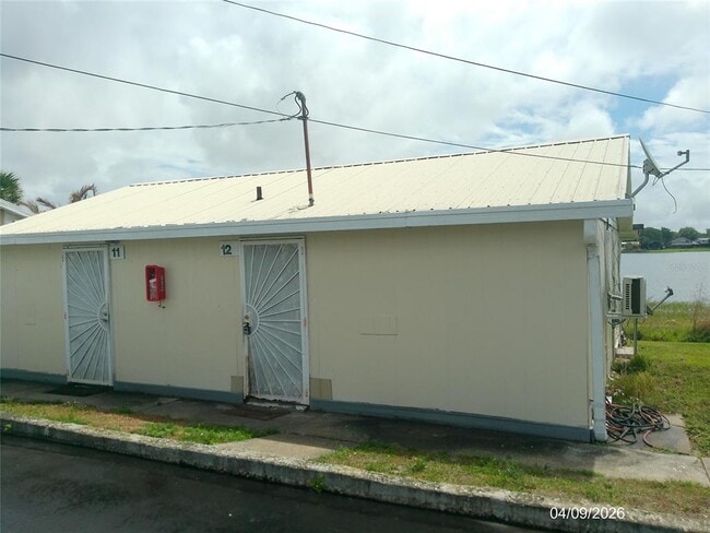 Photo - 1111 Cypress Gardens Blvd Unidad 12