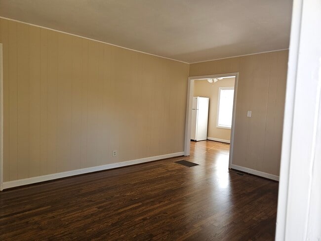 Photo - 1780 Crestridge Dr SE