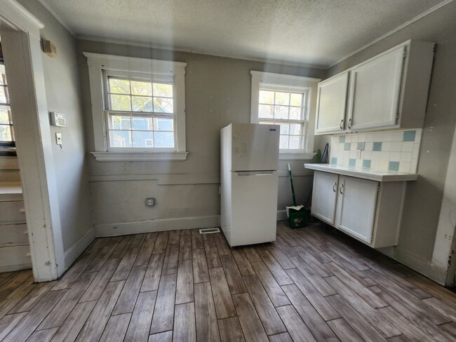 Photo - 705 George St Unit 2