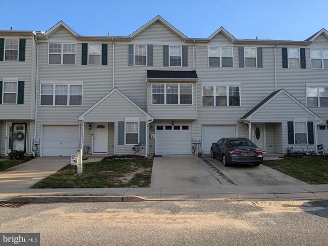 Building Photo - 6 Millstream Rd Rental