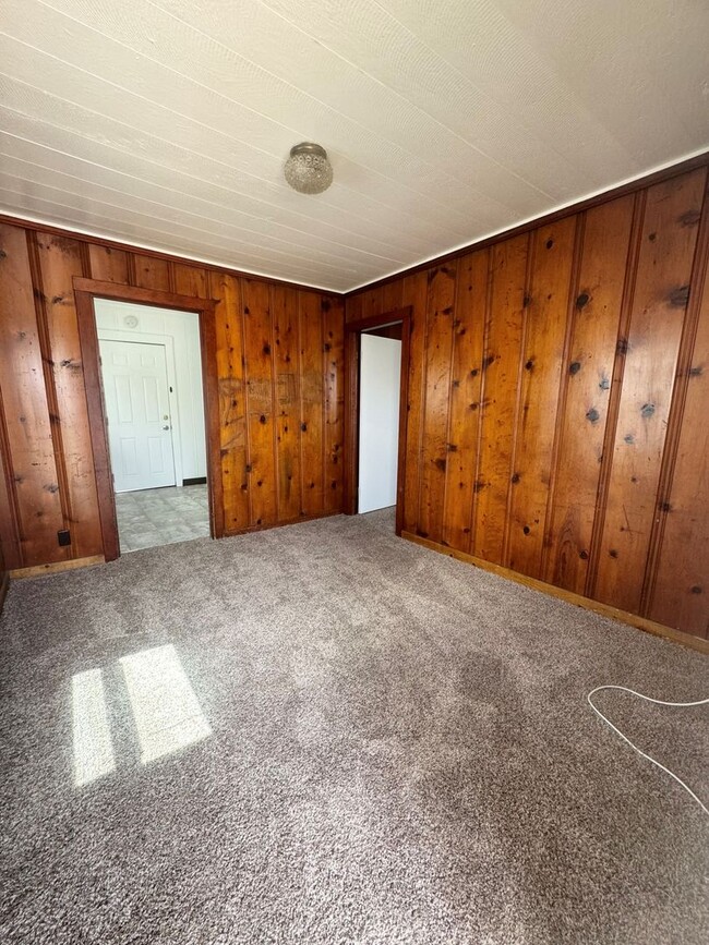 Photo - Quaint One Bedroom Duplex