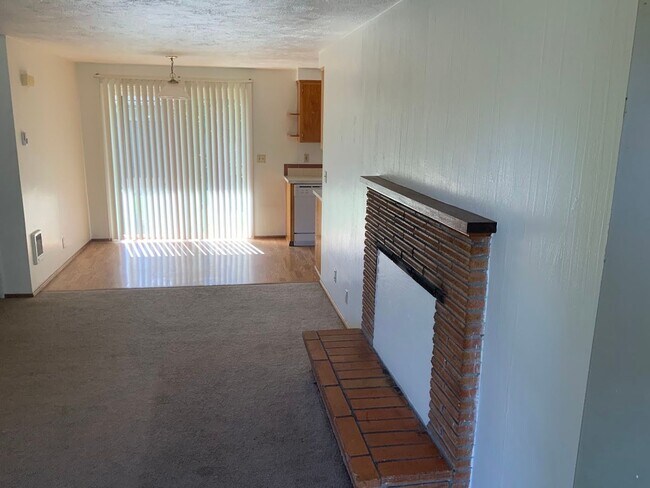 Photo - 2 Bedroom Duplex in Cal Young Neighborhood