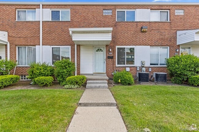 Building Photo - 534 St Maron Pl Unit 107 Rental