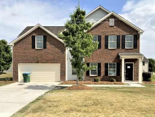 Building Photo - 3215 Franklin St