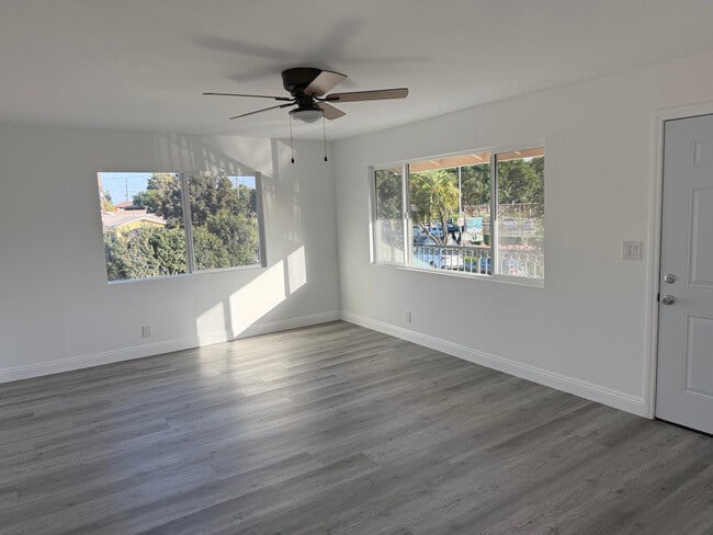 Photo - 3275 Saturn Ave Unidad A