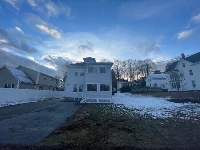 Photo - 290 Hilldale Ave Unit 1