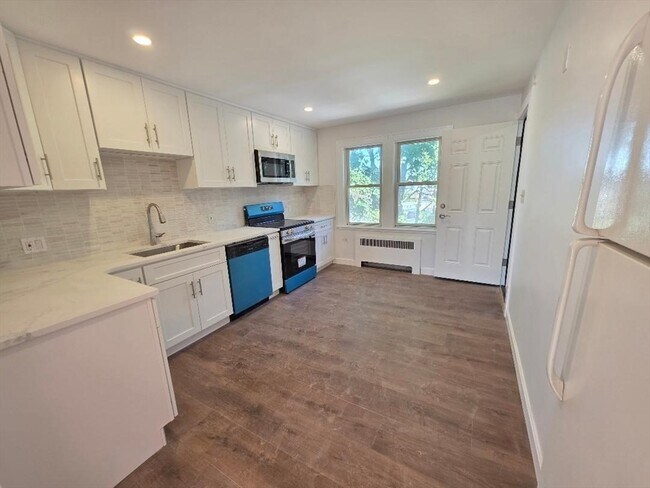 Photo - 110 Clay St Unit 3