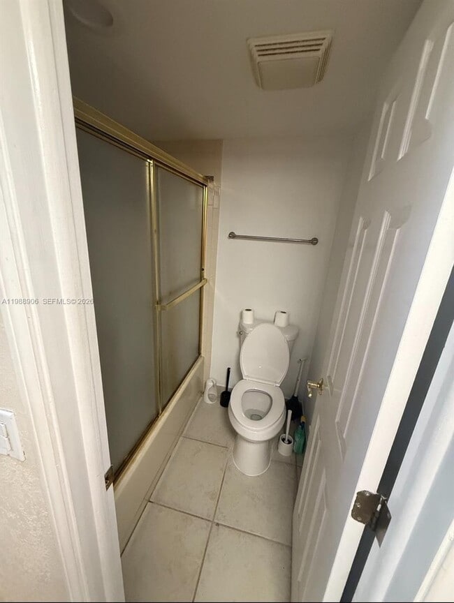 Photo - 9441 Live Oak Pl Unit 209