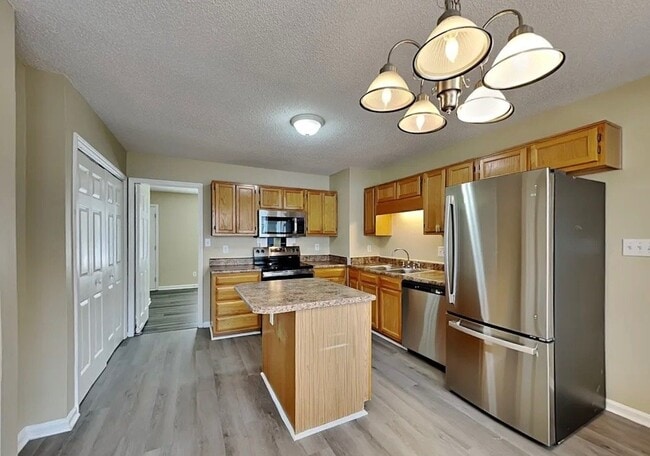 Photo - 7517 Thebes Dr