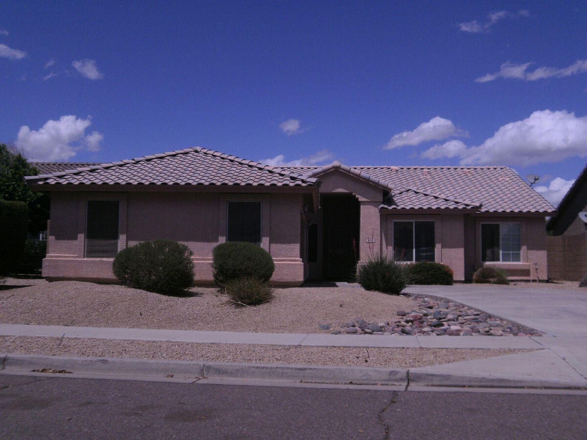Photo - 930 E Harwell Rd
