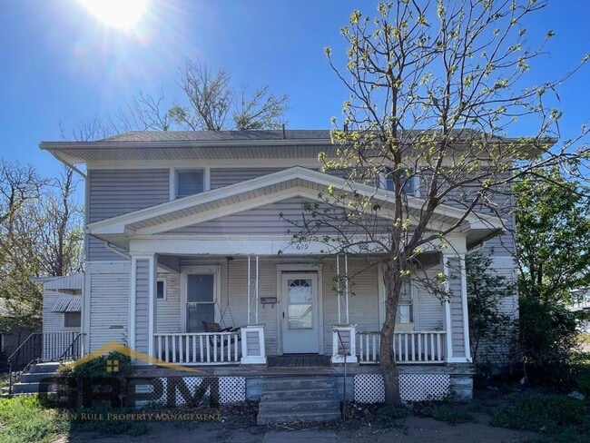 Building Photo - 619 N Washington St Unit 619 N Washington