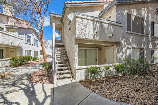 Building Photo - 3103 Key Largo Dr Unit 204