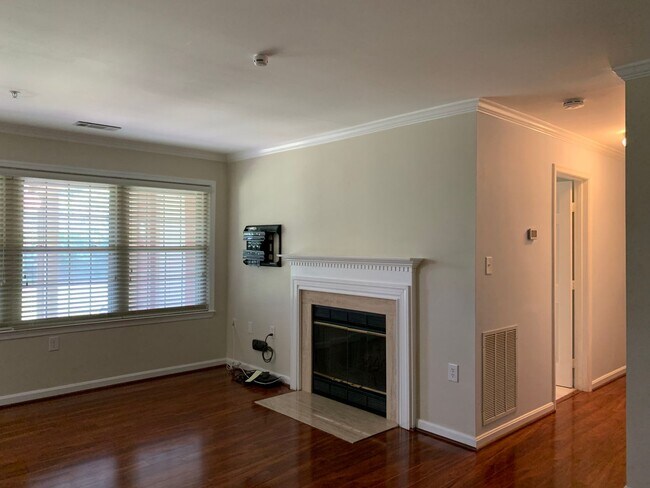 Photo - Spacious and Private Condo in The Oaks at Washingtonian Woods