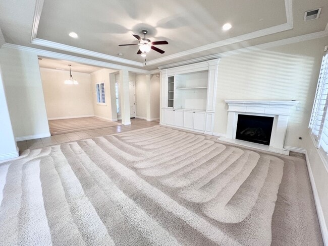 Photo - $2,695 Bullard & Hwy 99, 4 Bedroom With So...