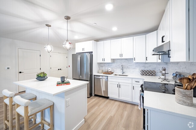 2BR, 2BA -1160SF - Kitchen - Mt Sinai Meadows