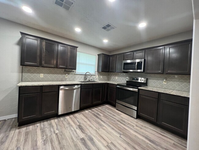 Photo - 439 NW 53rd St