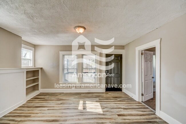 Photo - 625 27th St SW