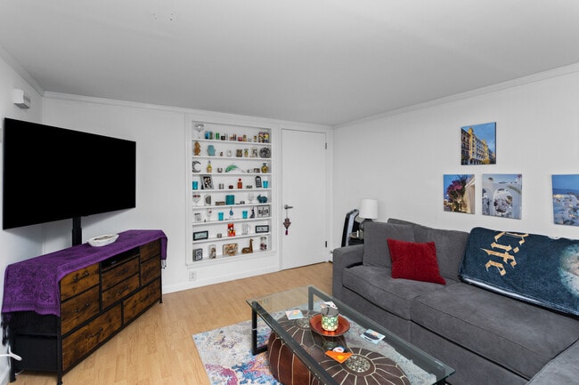 Building Photo - 51 Crosswicks Chesterfield Rd Unit 1 Rental