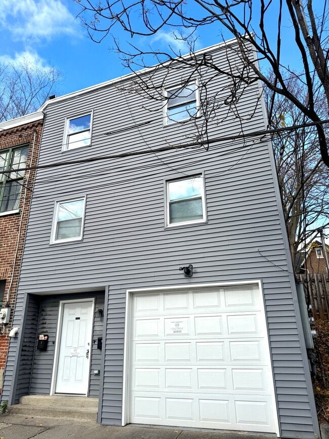 Photo - 1139 Spring Garden St Unidad 1139 Spring Garden-3rd Floor