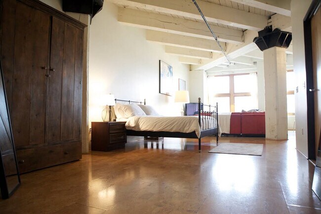 Photo - 1420 NW Lovejoy St Unit 419