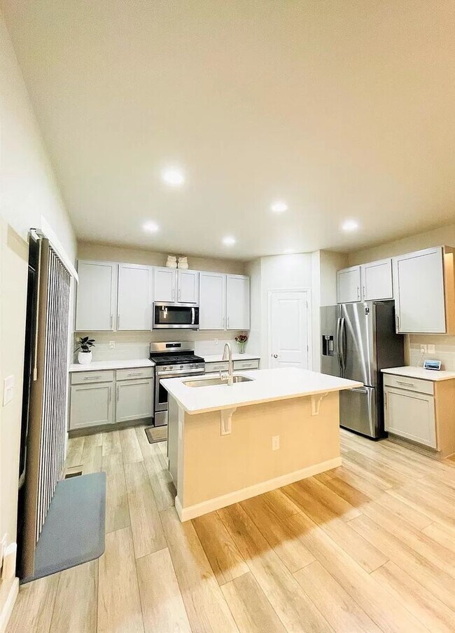 Modern 3 Bed/2.5 Bath Oasis in Parker! House House Rental in Parker