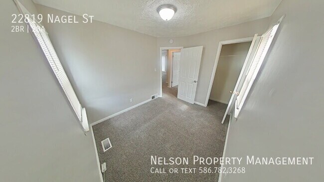 Photo - 22819 Nagel St