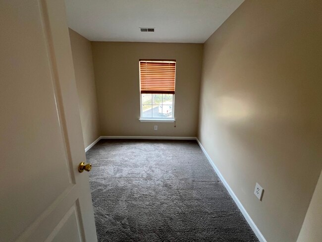 Photo - 2495 Deerfield Ln