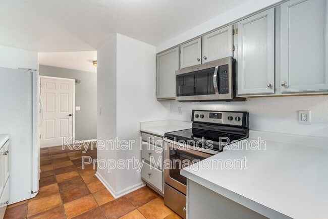 Photo - 10557 W Maplewood Dr