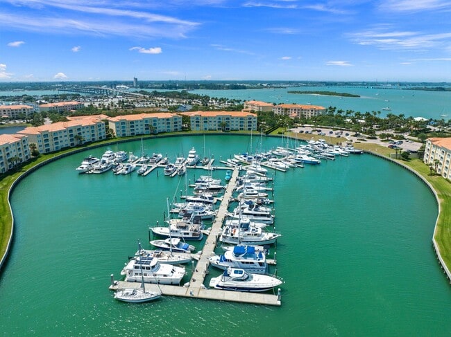 Photo - 17 Harbour Isle Dr W Unit Ph03