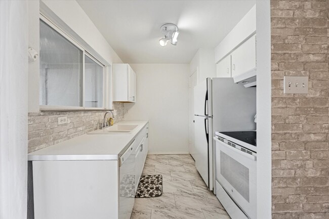 Photo - 4450 Sherwood Ln Unit 8