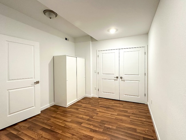 Building Photo - 330 Geneva St