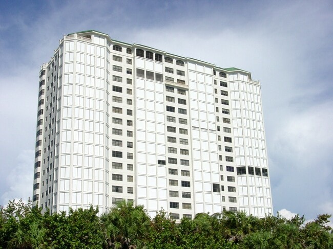 Vista al sudeste de Vanderbilt Beach - Carlysle At Bay Colony