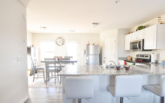 Photo - Charming Home in Casa Grande Available in June!!