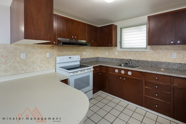 Photo - 2133 Metcalf St Unit C