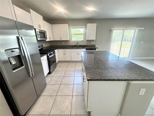 Photo - 5415 Amaryllis Garden St