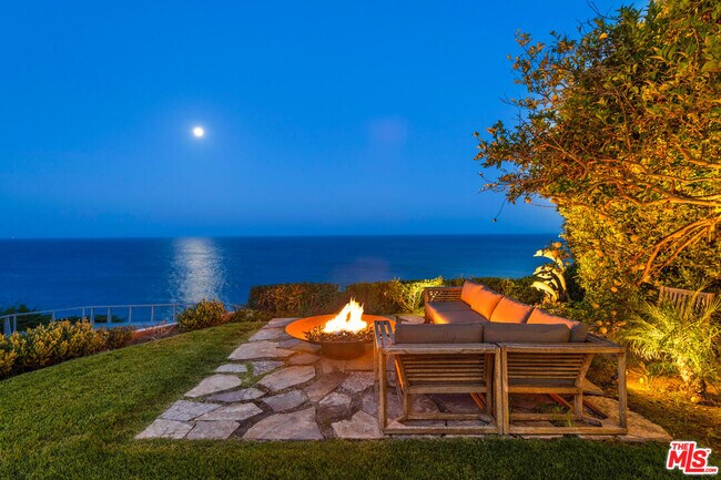 Photo - 29020 Cliffside Dr
