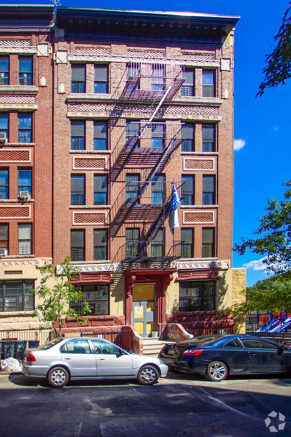 Primary Photo - 271 W 150th St