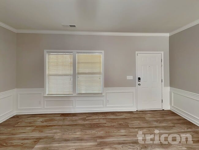 Photo - 2053 Lake Vista Drive